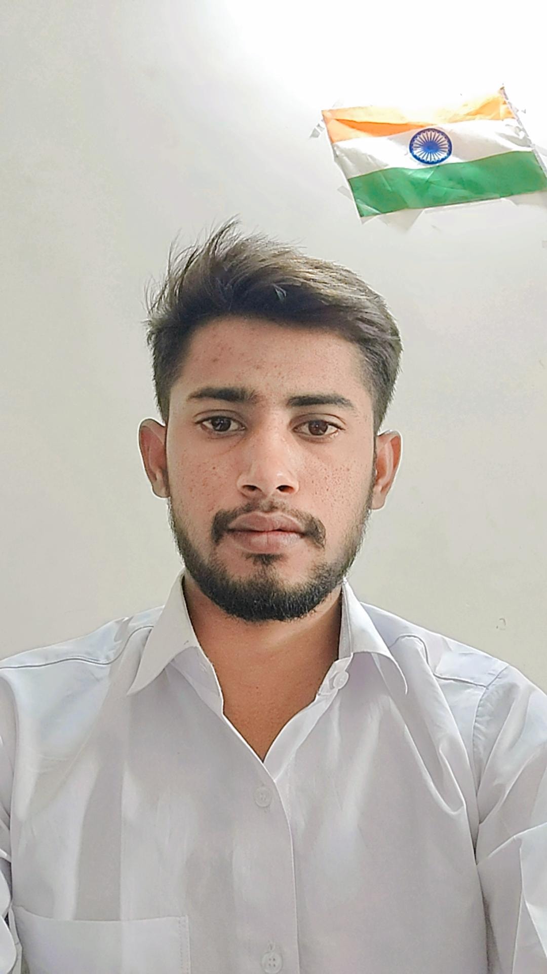 leader-img