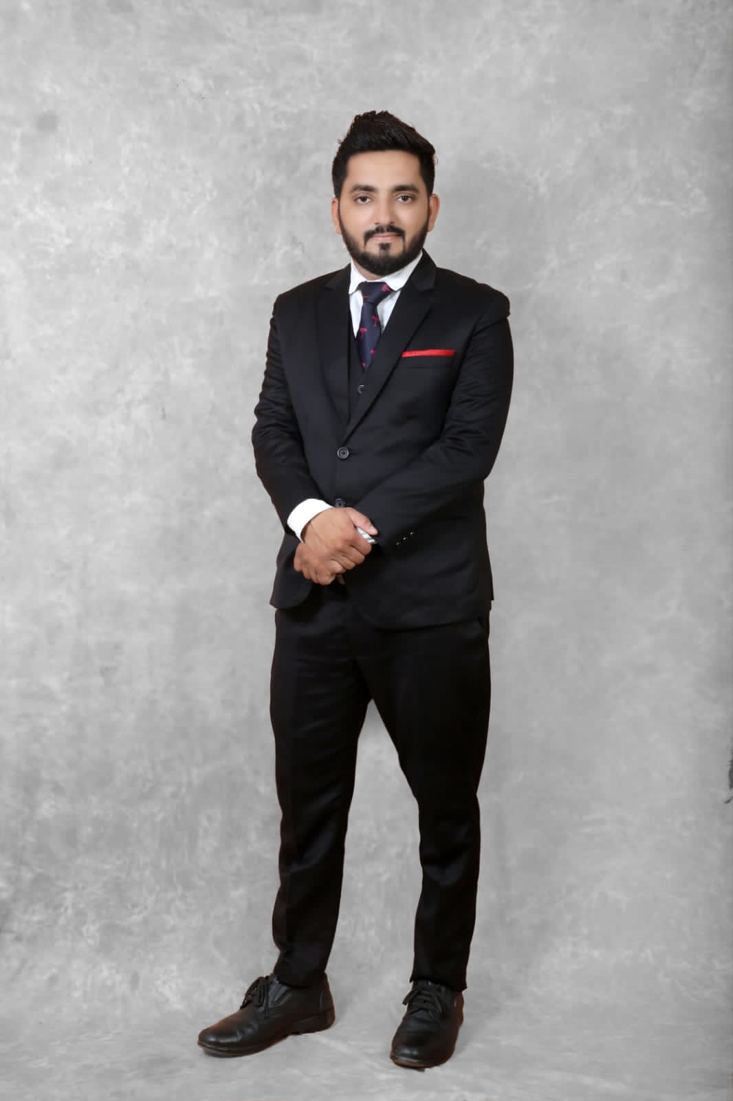 leader-img