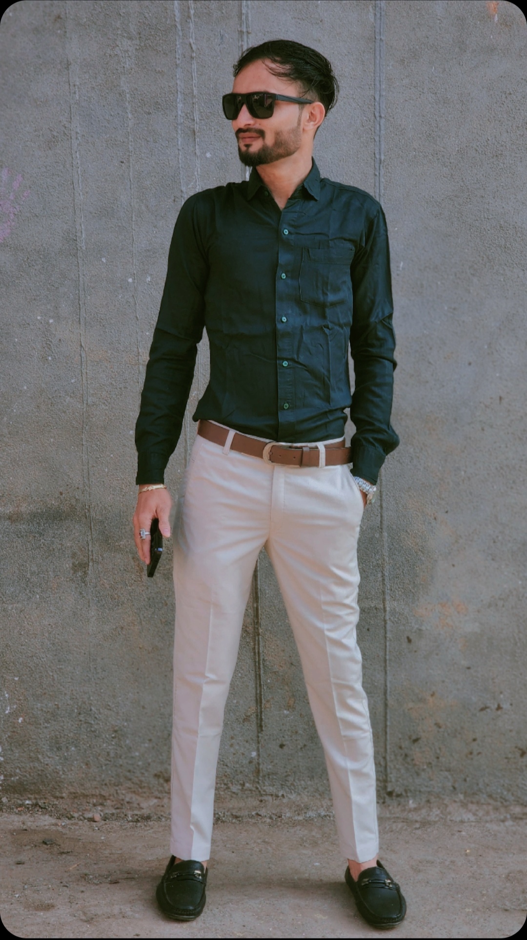 leader-img