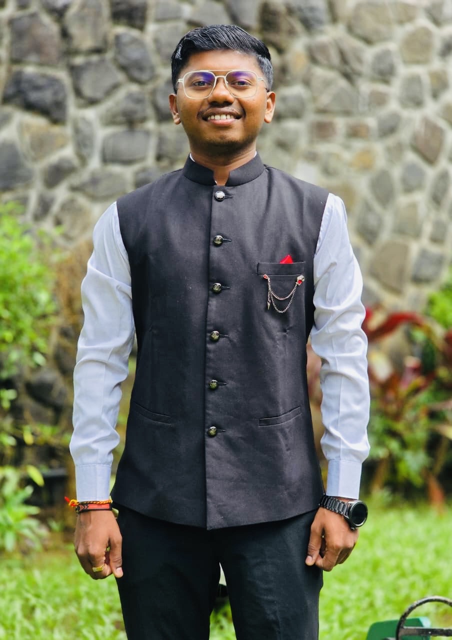 leader-img