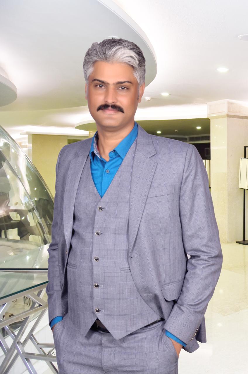 leader-img