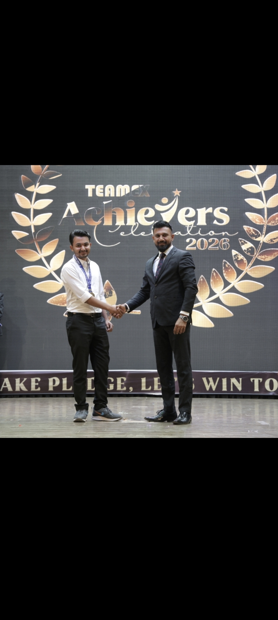leader-img